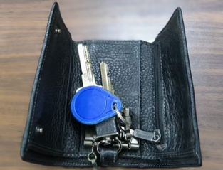 <a href='//www.hht77n.com/2024/1202/c2163a163776/page.htm' target='_blank' title='黑色钥匙收纳包一个'>黑色钥匙收纳包一个</a>